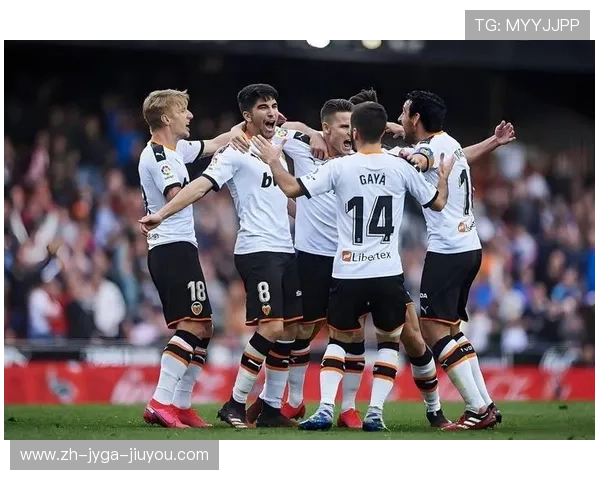 德甲各球队的“克星”球员和战术对决盘点